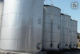 Storage tank